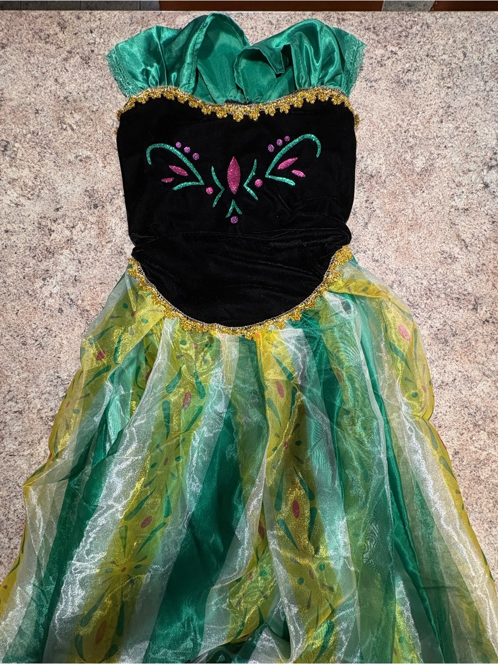 Girls Green and Black Princess Costume Dress size 12 Figure Skating Anna Frozen